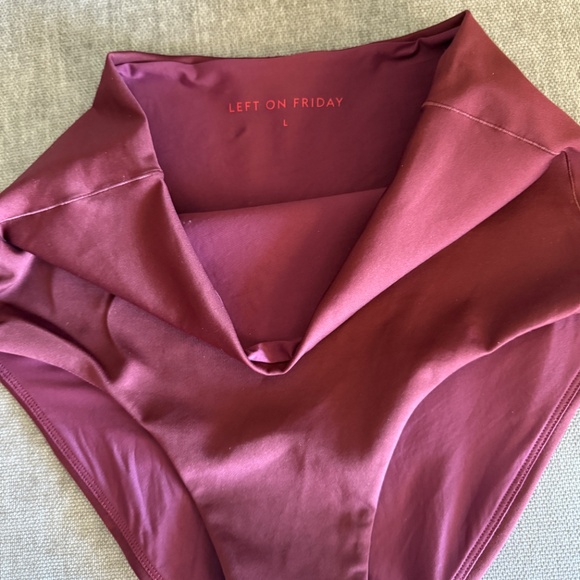 Left On Friday – Hi Tide Bottom in Jam (Maroon) – Size L - Picture 1 of 4